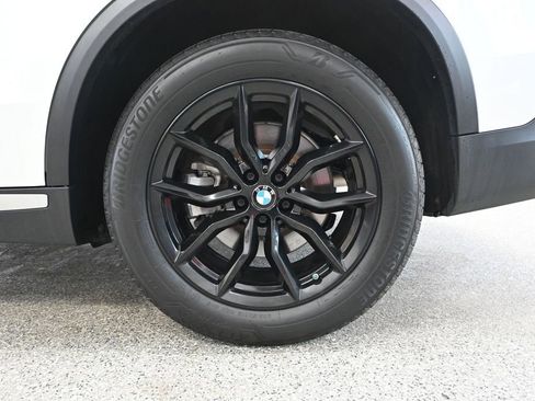 Used 2019 BMW X5 xDrive40i w/ Convenience Package AWD/4WD image 14