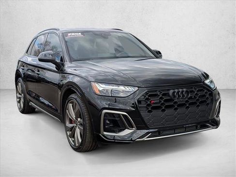Used 2025 Audi SQ5 Prestige image 3