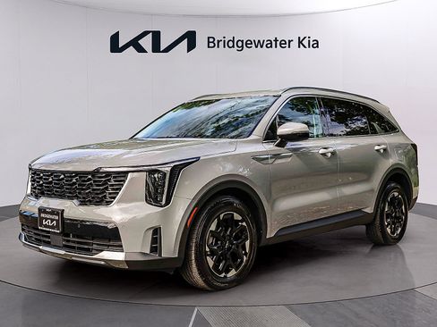 Certified 2026 Kia Sorento S FWD image 3