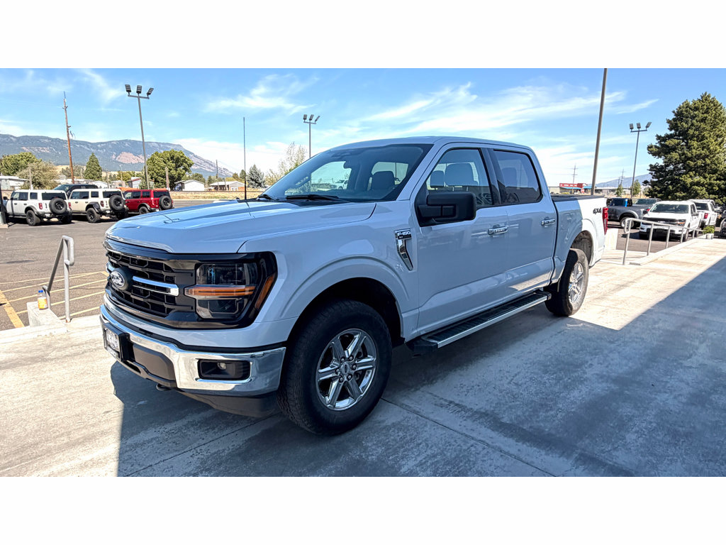 Used 2025 Ford F150 XLT w/ Equipment Group 301A Standard AWD/4WD image 3