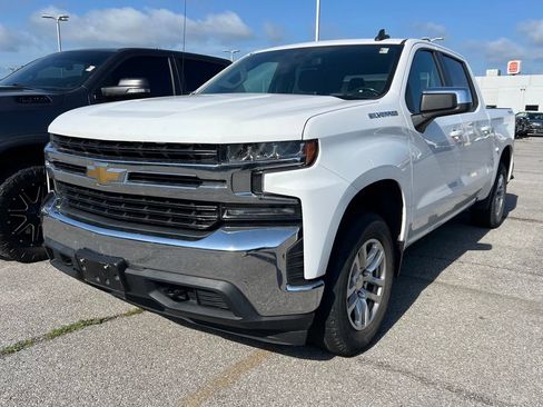 Used 2021 Chevrolet Silverado 1500 LT w/ LPO, Liner Protection Package AWD/4WD image 3