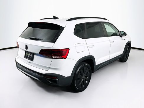 Used 2022 Volkswagen Taos S w/ IQ Drive S Package image 9