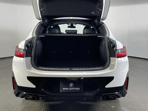 Certified 2023 BMW X4 xDrive30i w/ M Sport Package image 8