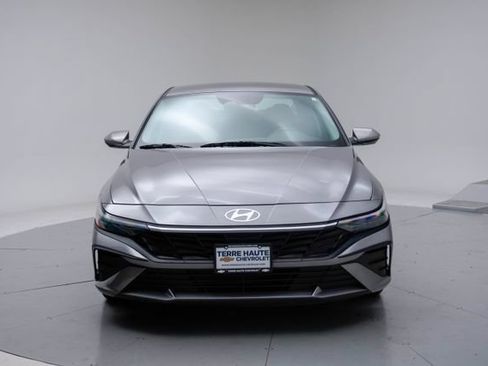 Used 2024 Hyundai Elantra SEL FWD image 11