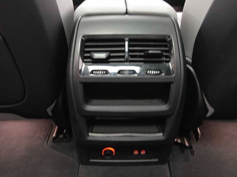 Used 2024 BMW X5 sDrive40i w/ M Sport Package RWD image 10