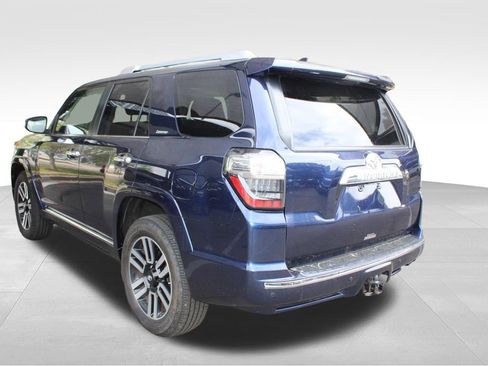 Used 2018 Toyota 4Runner Limited AWD/4WD image 14