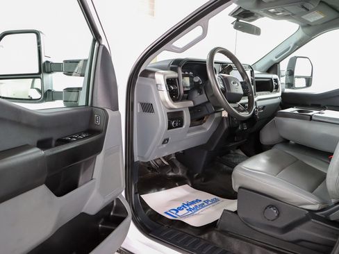 Used 2024 Ford F350 XL w/ XL Chrome Package AWD/4WD image 3