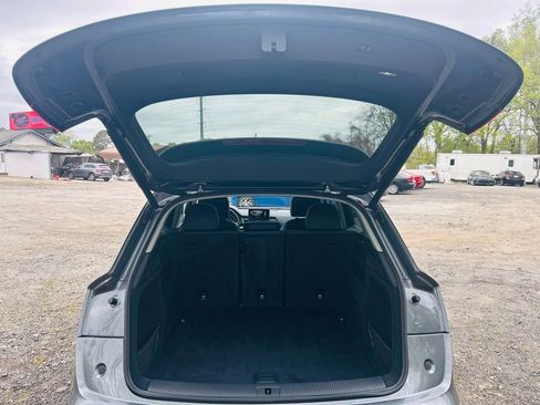 Used 2018 Audi Q5 2.0T Premium Plus image 11