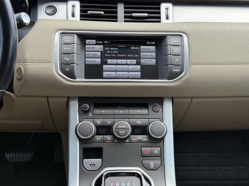 Used 2014 Land Rover Range Rover Evoque Pure Plus image 17