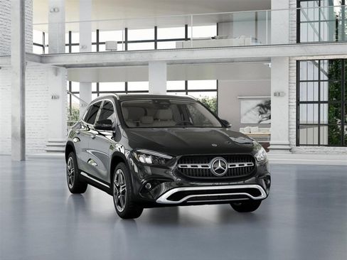 New 2026 Mercedes-Benz GLA 250 4MATIC image 9