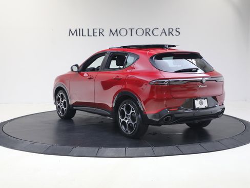 Used 2024 Alfa Romeo Tonale Veloce image 4