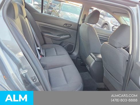 Used 2025 Nissan Altima 2.5 SV image 18