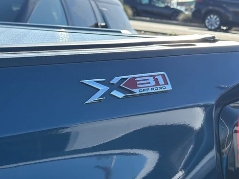 Used 2019 GMC Sierra 1500 SLT w/ SLT Premium Plus Package image 28