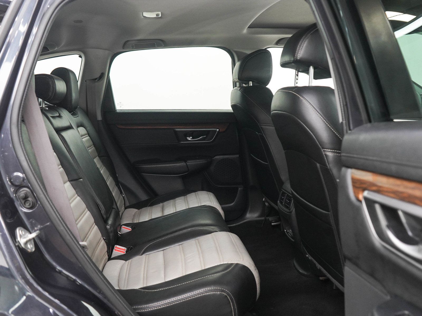 Used 2018 Honda CR-V EX image 12