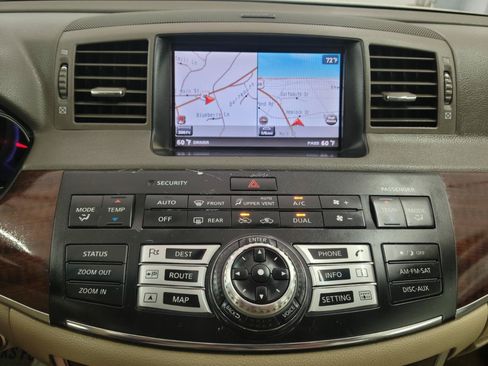 Used 2010 INFINITI M35 x w/ Technology Pkg AWD/4WD image 14
