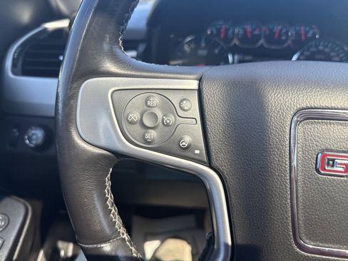 Used 2020 GMC Yukon SLT AWD/4WD image 19