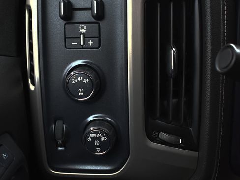 Used 2019 GMC Sierra 2500 Denali w/ Duramax Plus Package image 22