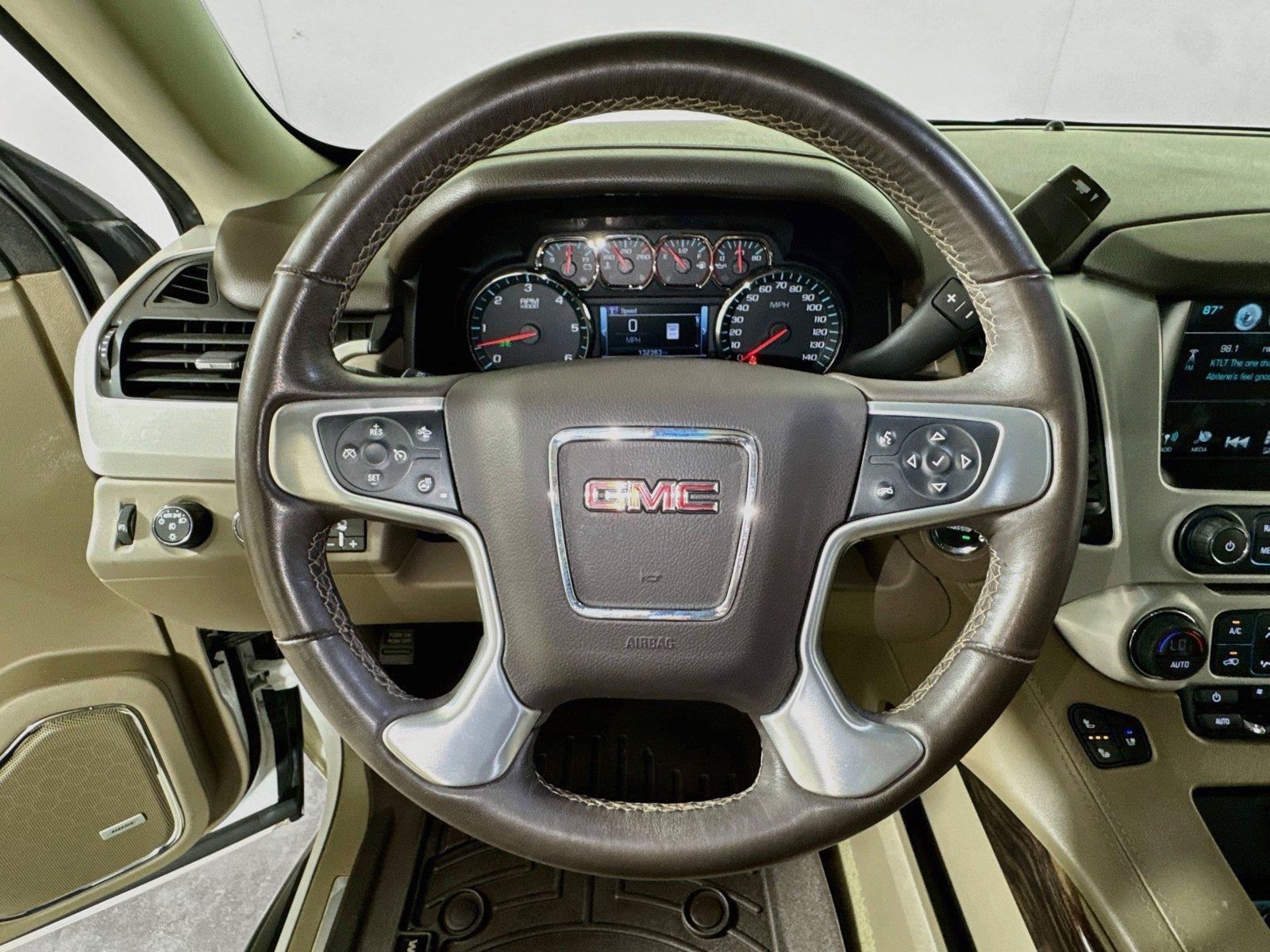Used 2018 GMC Yukon SLT w/ Premium Edition AWD/4WD image 9
