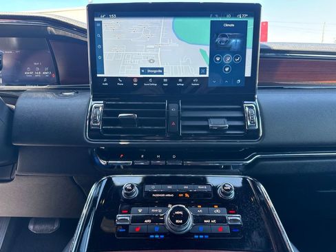 Used 2023 Lincoln Navigator Reserve AWD/4WD image 43