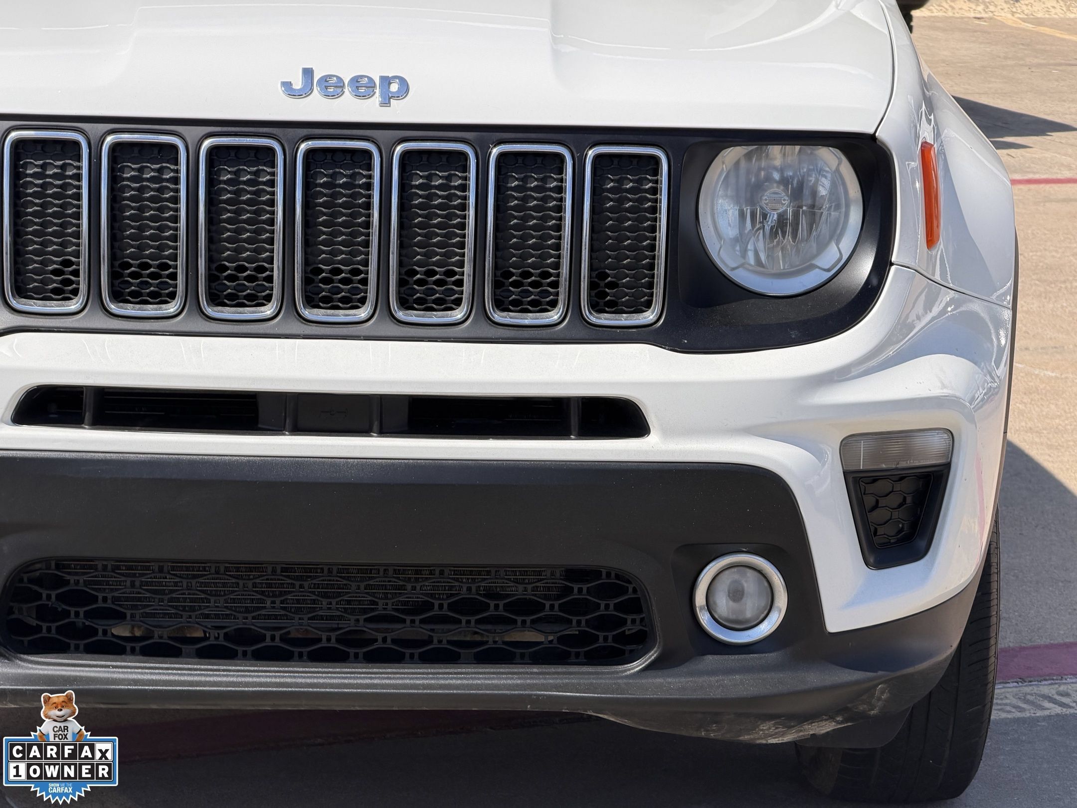 Used 2020 Jeep Renegade Latitude w/ Cold Weather Group AWD/4WD image 10