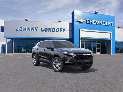 New 2026 Chevrolet Trax LS FWD image 1