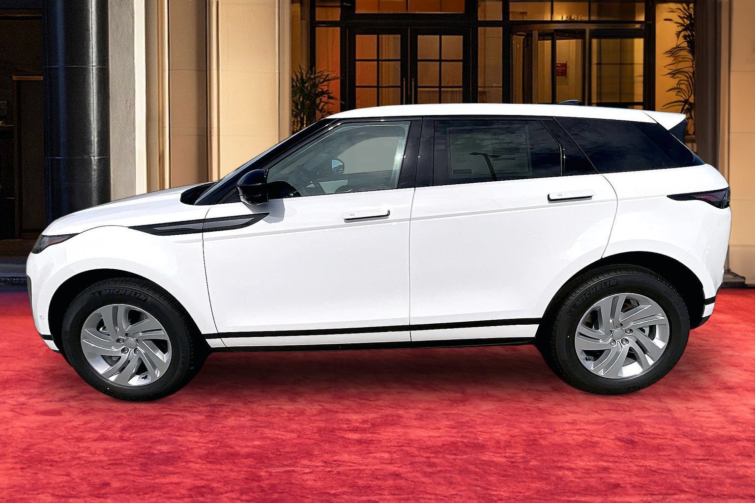 New 2026 Land Rover Range Rover Evoque S AWD/4WD image 2