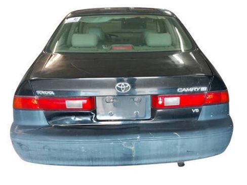 Used 1999 Toyota Camry LE FWD image 4