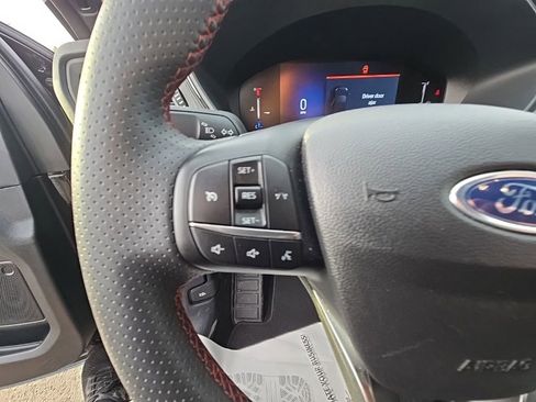 Used 2025 Ford Escape ST-Line image 15