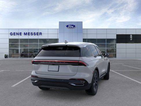 New 2026 Lincoln Nautilus Premier image 30