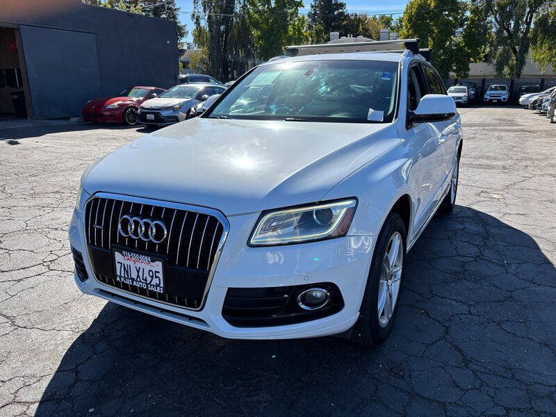 Used 2016 Audi Q5 2.0T Premium Plus w/ Technology Package AWD/4WD image 10