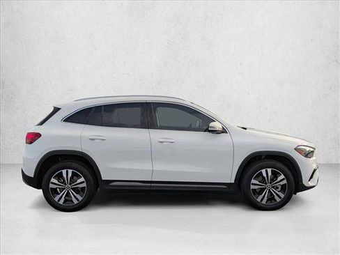 Used 2026 Mercedes-Benz GLA 250 image 4