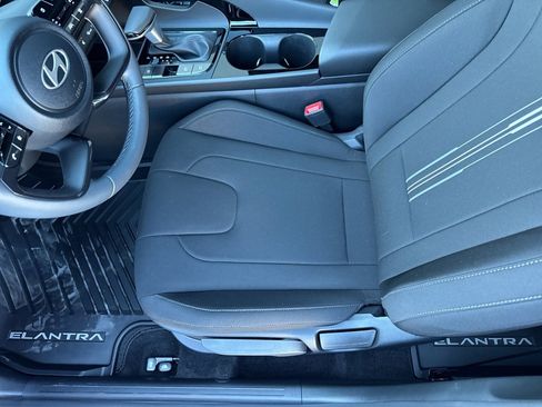 New 2026 Hyundai Elantra SEL Sport image 14