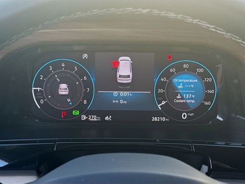 Certified 2024 Volkswagen Atlas SE image 11