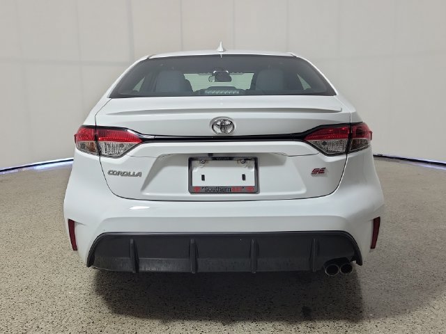 Used 2023 Toyota Corolla SE FWD image 6