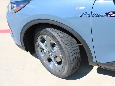 New 2026 Ford Escape ST-Line image 5