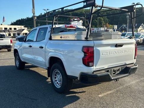 Used 2024 Chevrolet Colorado W/T w/ Safety Package RWD image 4