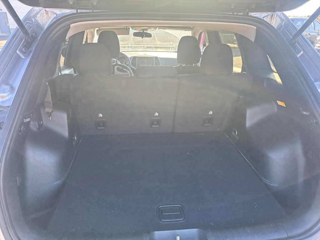 Used 2020 Jeep Cherokee Latitude FWD image 12