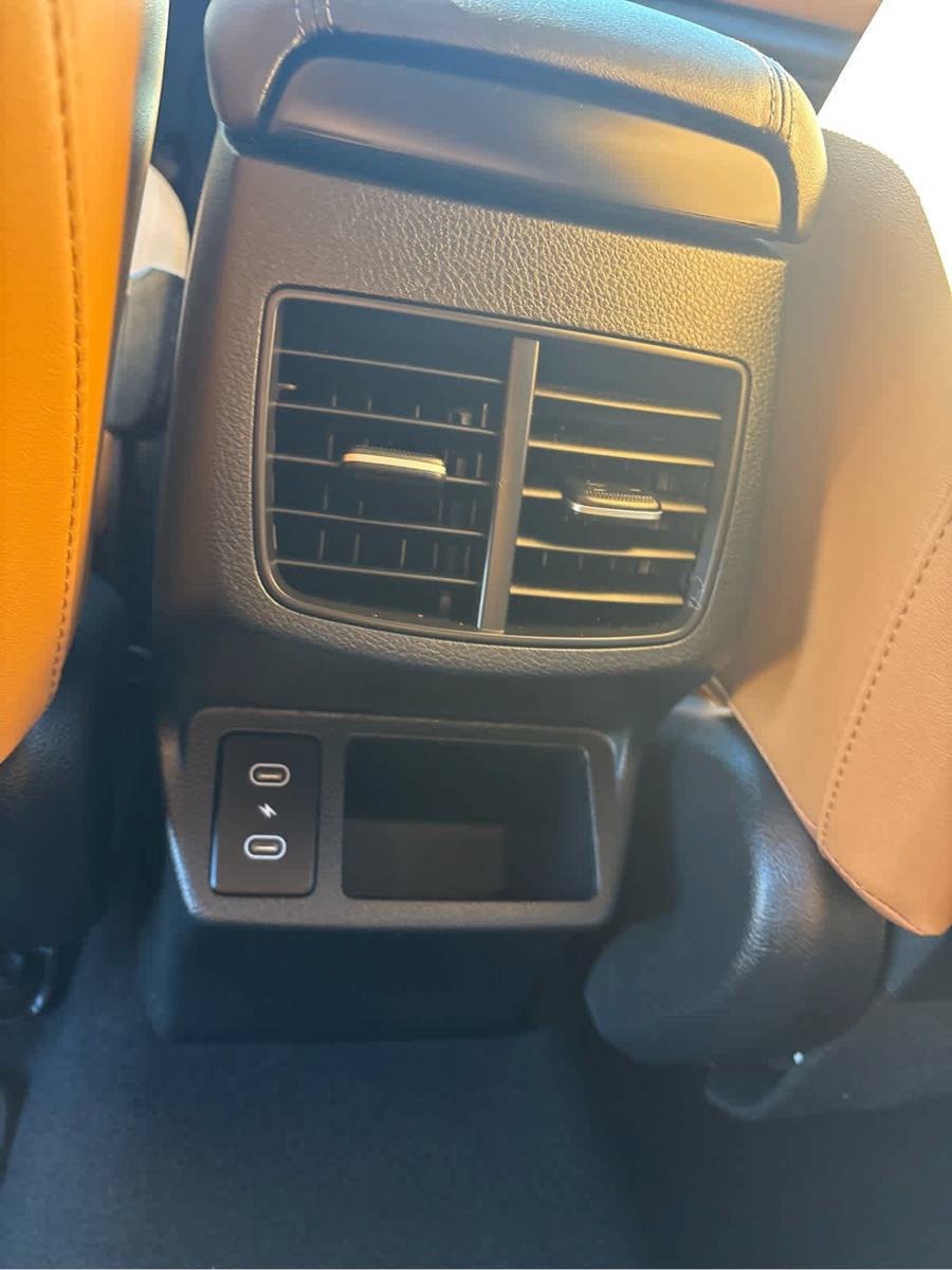Used 2024 Kia Seltos EX AWD/4WD image 21