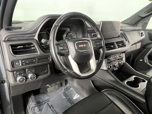 Used 2021 GMC Yukon XL SLT w/ SLT Premium Package AWD/4WD image 22