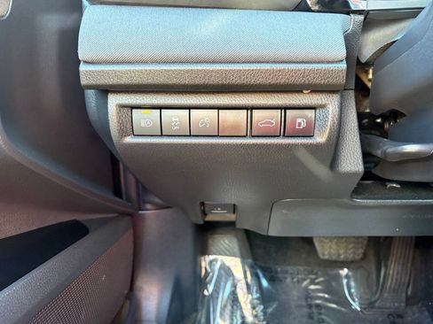 Certified 2025 Toyota Camry LE image 21