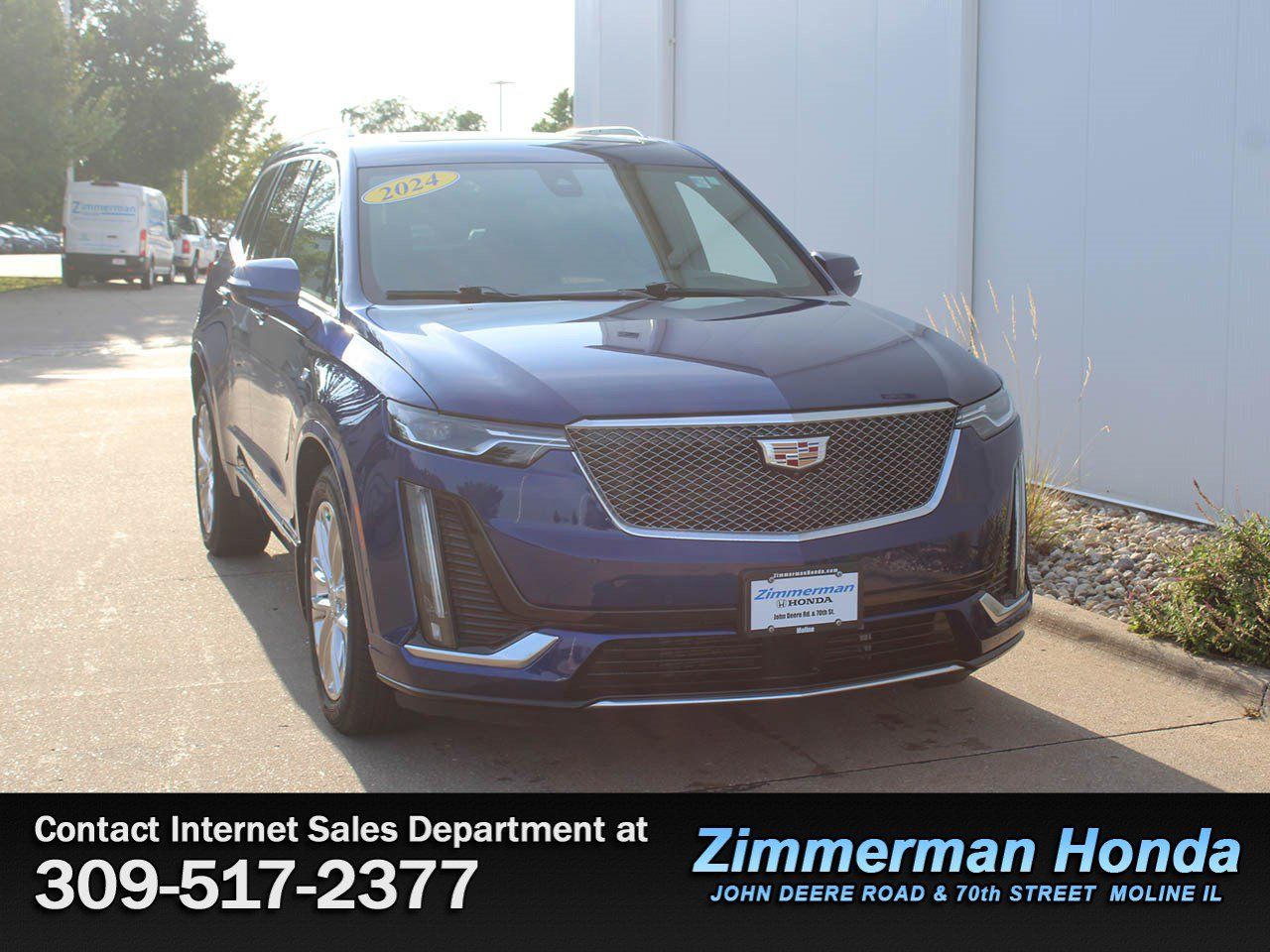 Used 2024 Cadillac XT6 Premium Luxury w/ Technology Package AWD/4WD image 3