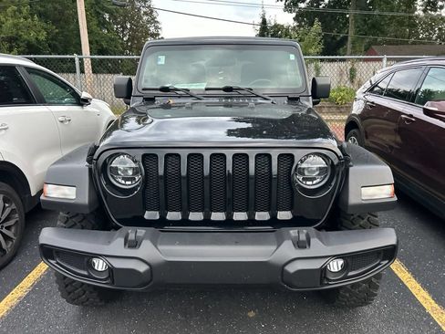 Used 2021 Jeep Wrangler Unlimited Sport AWD/4WD image 2