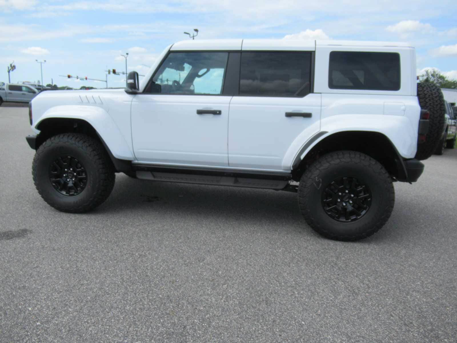 New 2026 Ford Bronco Raptor AWD/4WD image 8