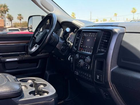 Used 2018 RAM 2500 Laramie w/ Sport Appearance Group AWD/4WD image 33