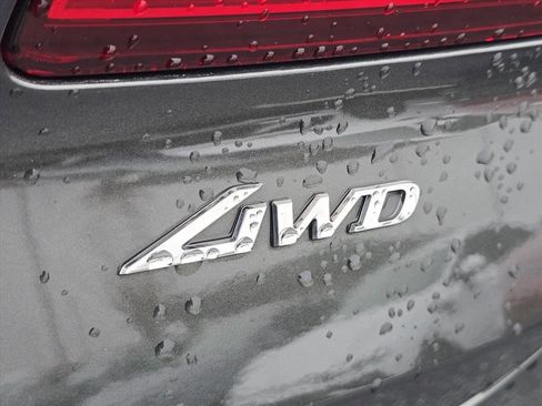 Used 2025 Genesis GV80 2.5T Prestige image 14