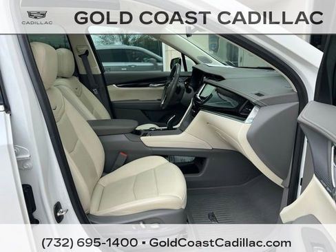 Certified 2023 Cadillac XT6 Premium Luxury AWD/4WD image 7