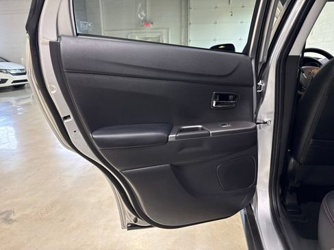 Used 2025 Mitsubishi Outlander Sport ES AWD/4WD image 23