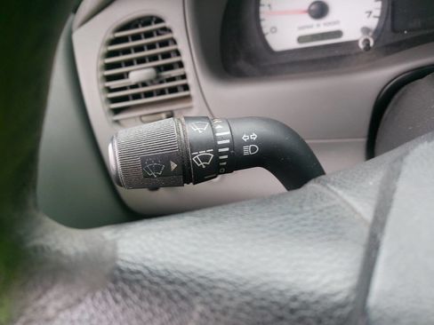 Used 2004 Ford Ranger FX4 image 33