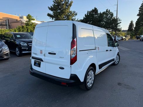 Used 2019 Ford Transit Connect XLT w/ Driver-Assist Package FWD image 6