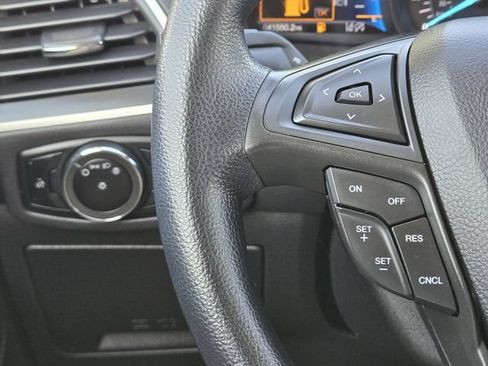 Used 2023 Ford Edge SE AWD/4WD image 27